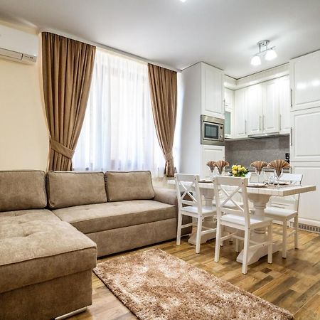 Park Apartment Emilin Sandanski Bagian luar foto